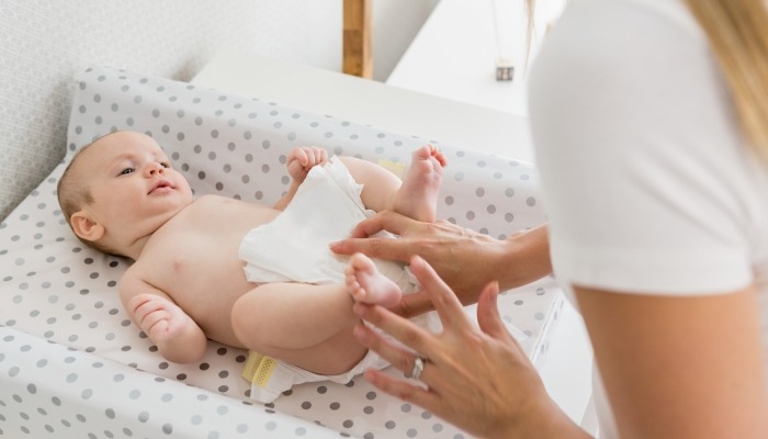 How Long Can You Leave a Wet Diaper On? The Honest Answer